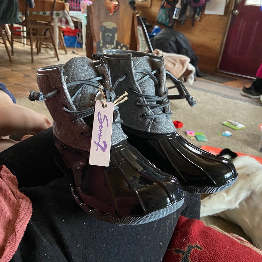 Seven boots